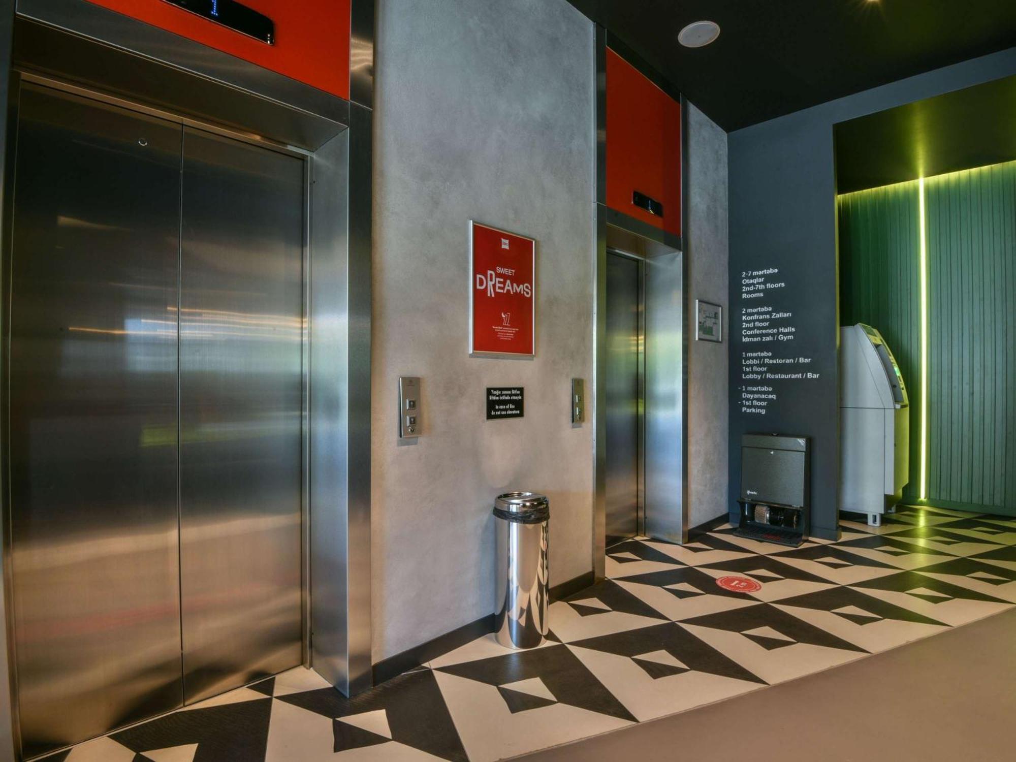 Ibis Baku City Eksteriør bilde