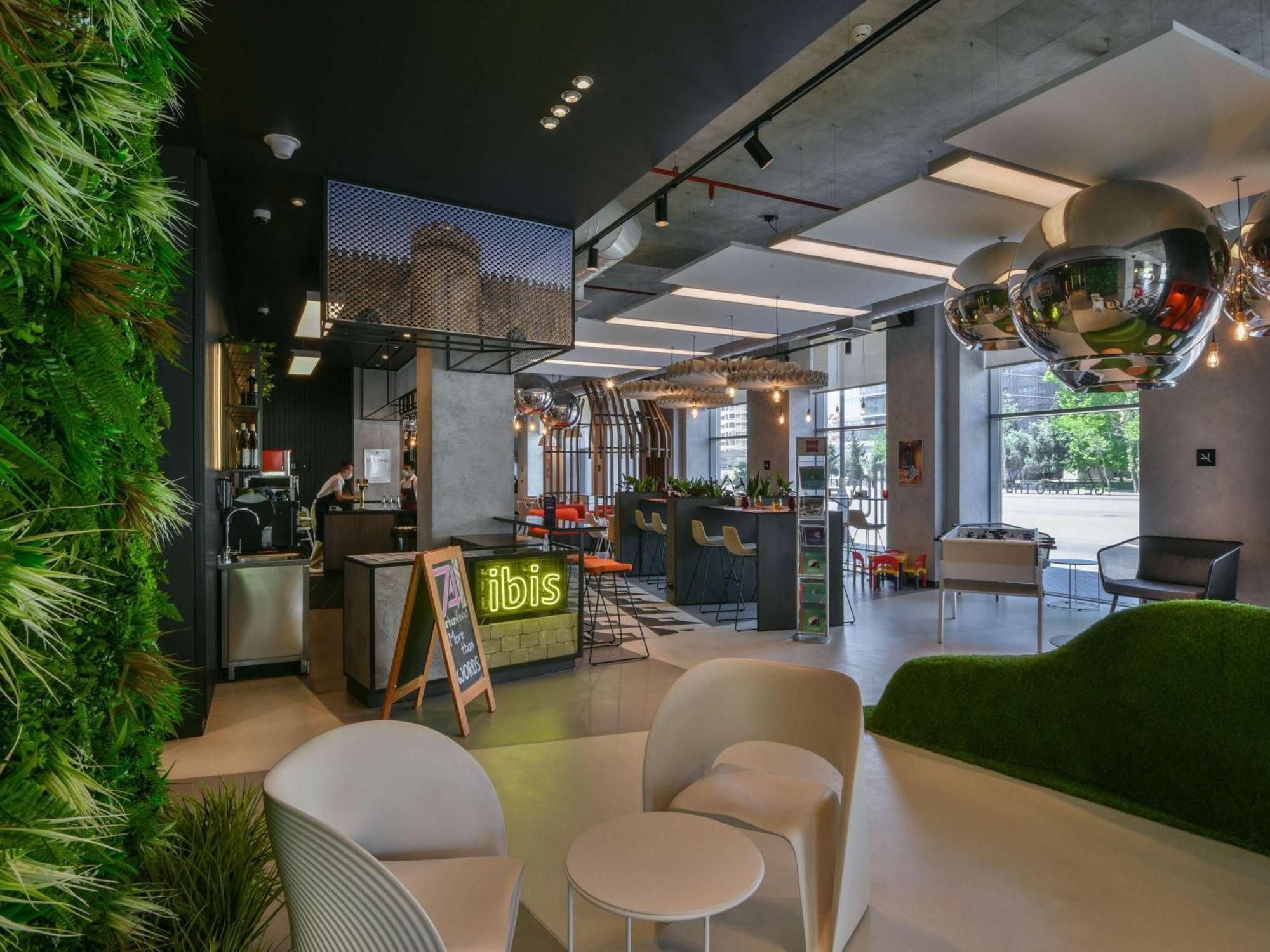 Ibis Baku City Eksteriør bilde