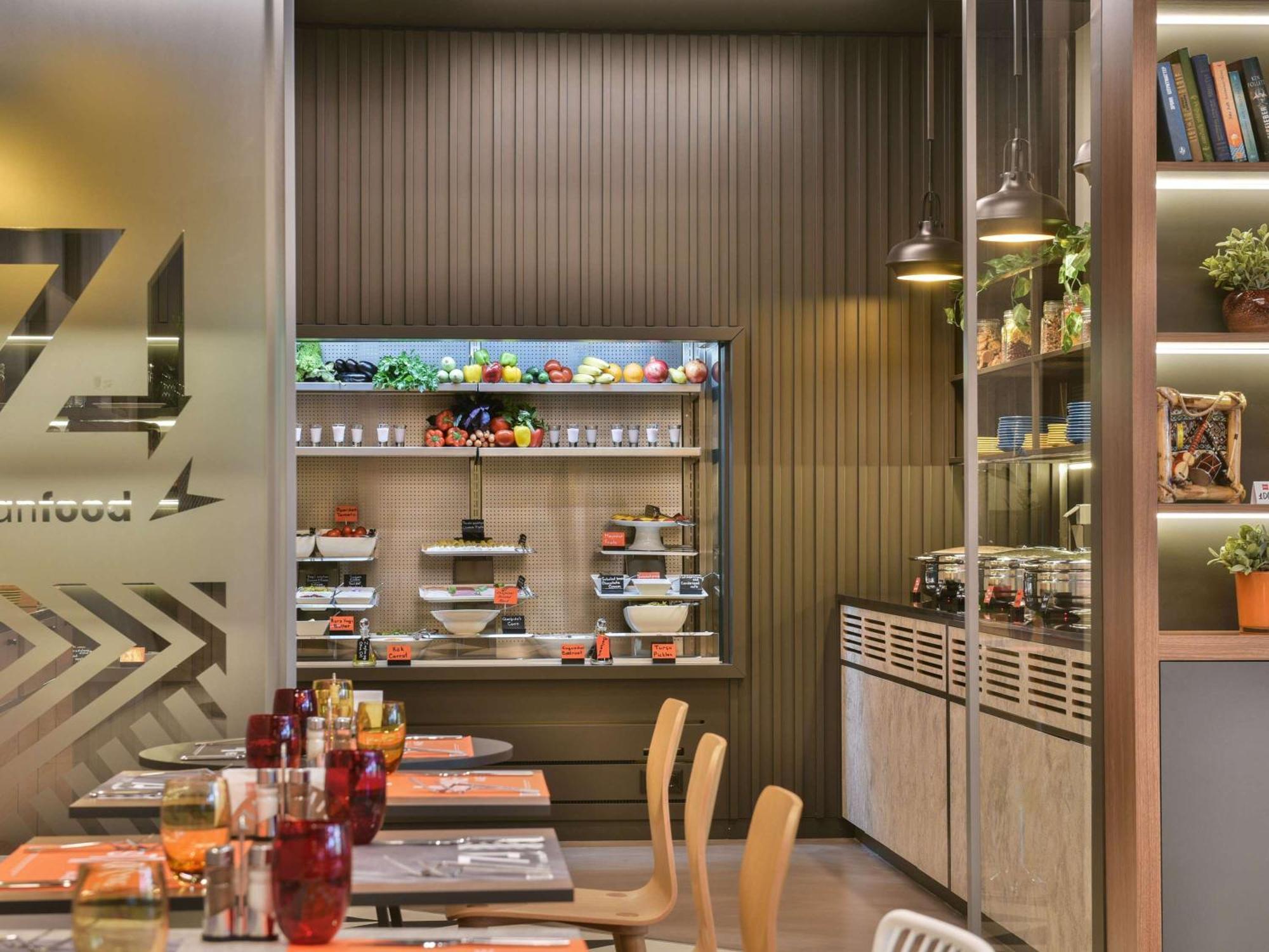 Ibis Baku City Eksteriør bilde