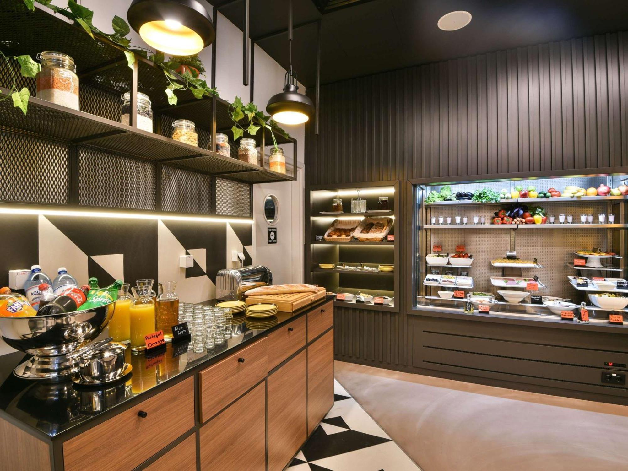 Ibis Baku City Eksteriør bilde